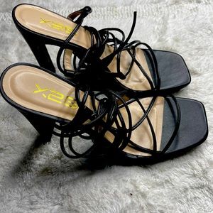 X2B Black Heels 8